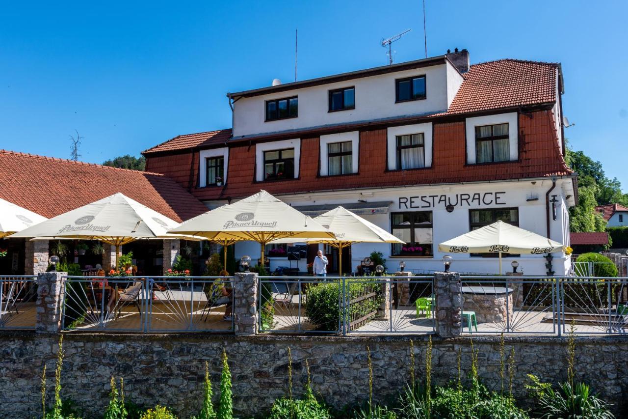 Hotel U Berounky Srbsko Exteriör bild