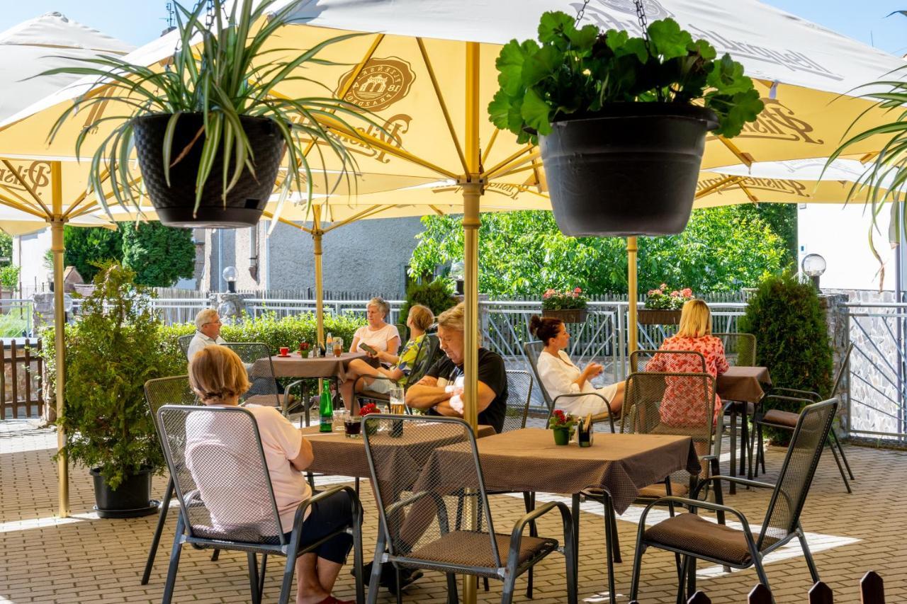 Hotel U Berounky Srbsko Exteriör bild