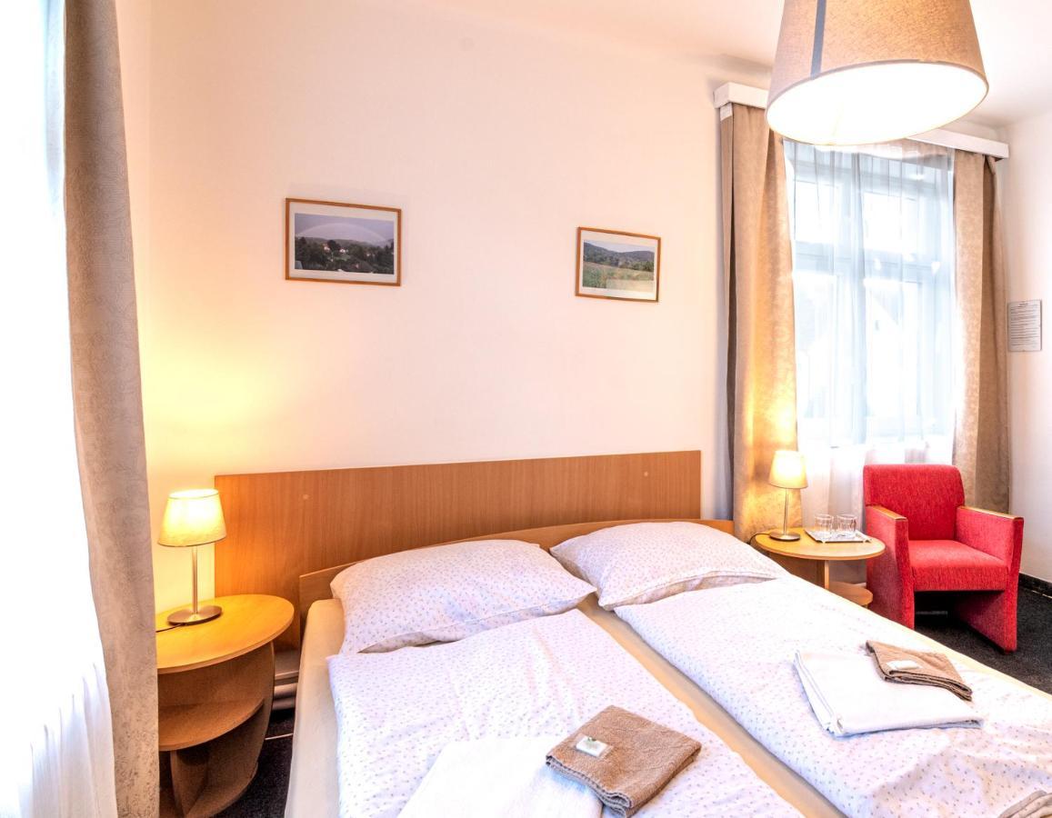 Hotel U Berounky Srbsko Exteriör bild