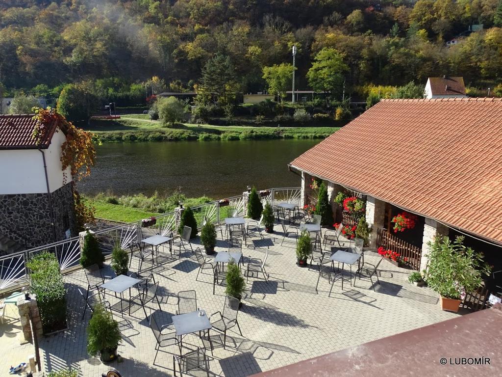 Hotel U Berounky Srbsko Exteriör bild